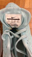 Nike Laufschuhe Gr. 38.5, Türkis - Ideal für den Frühling!