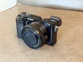 Sony Alpha A6000 + accessoires,  8'000 déclenchement