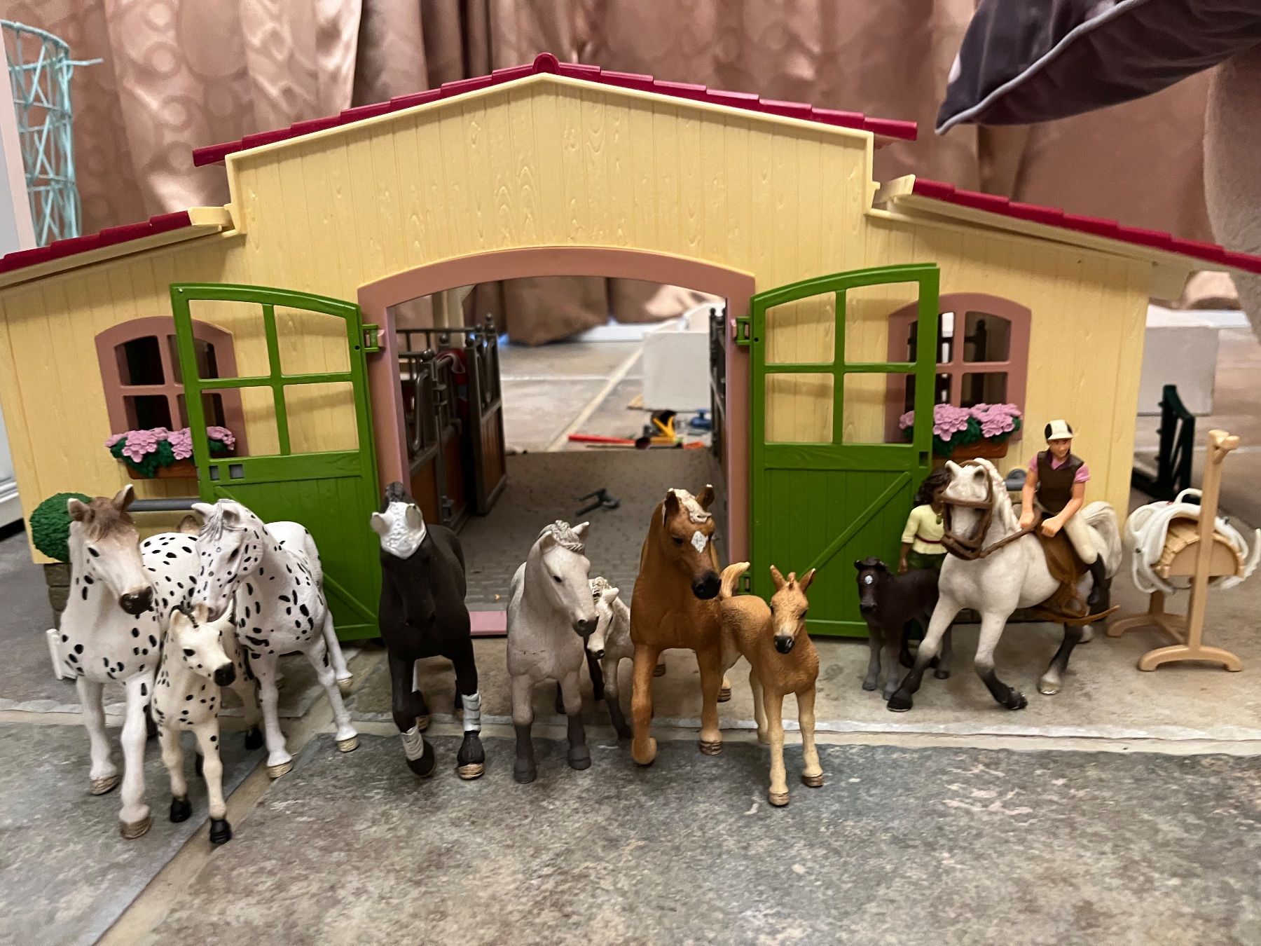 Schleich Giocattoli: Schleich Pferdestall set – Usato da Zürich venduto da Nellyliva01 5