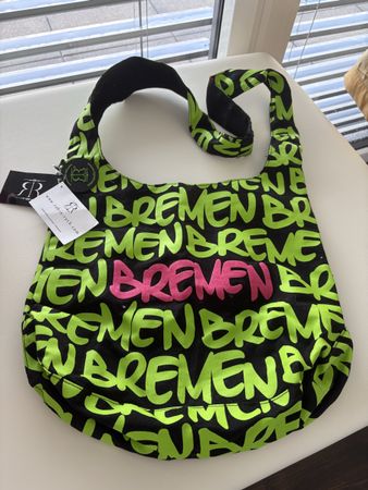 New voluminous textile bag