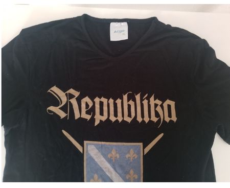 Schwarzes T-Shirt mit Aufdruck Grösse XL