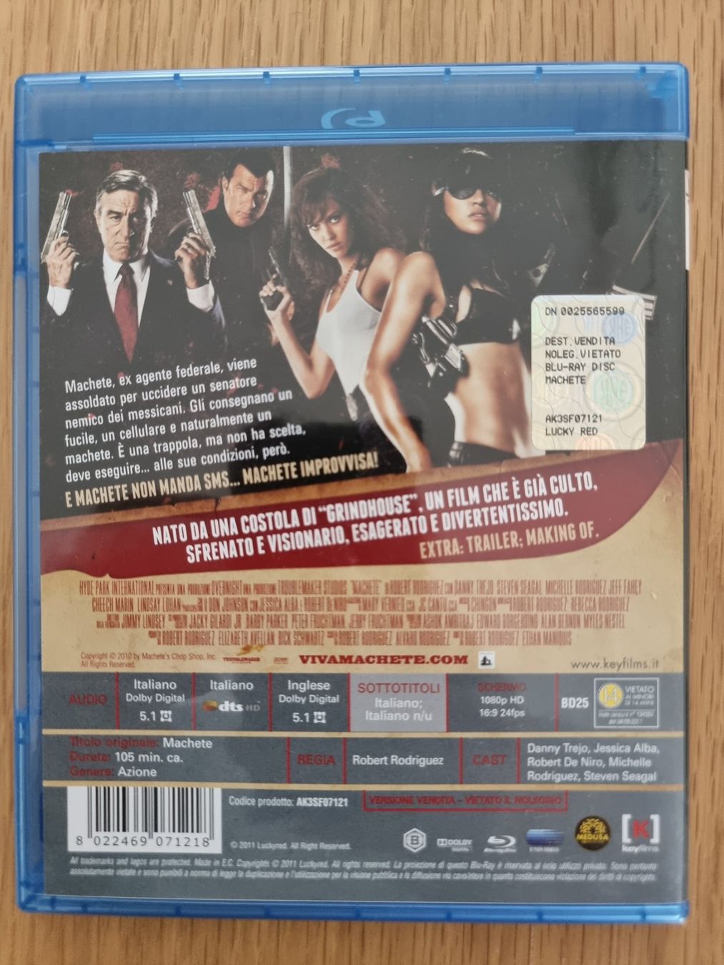 Tutti i DVDs: Blu-ray Machete, Robert Rodriguez, Italienisch – Usato da Näfels venduto da energie2925 1