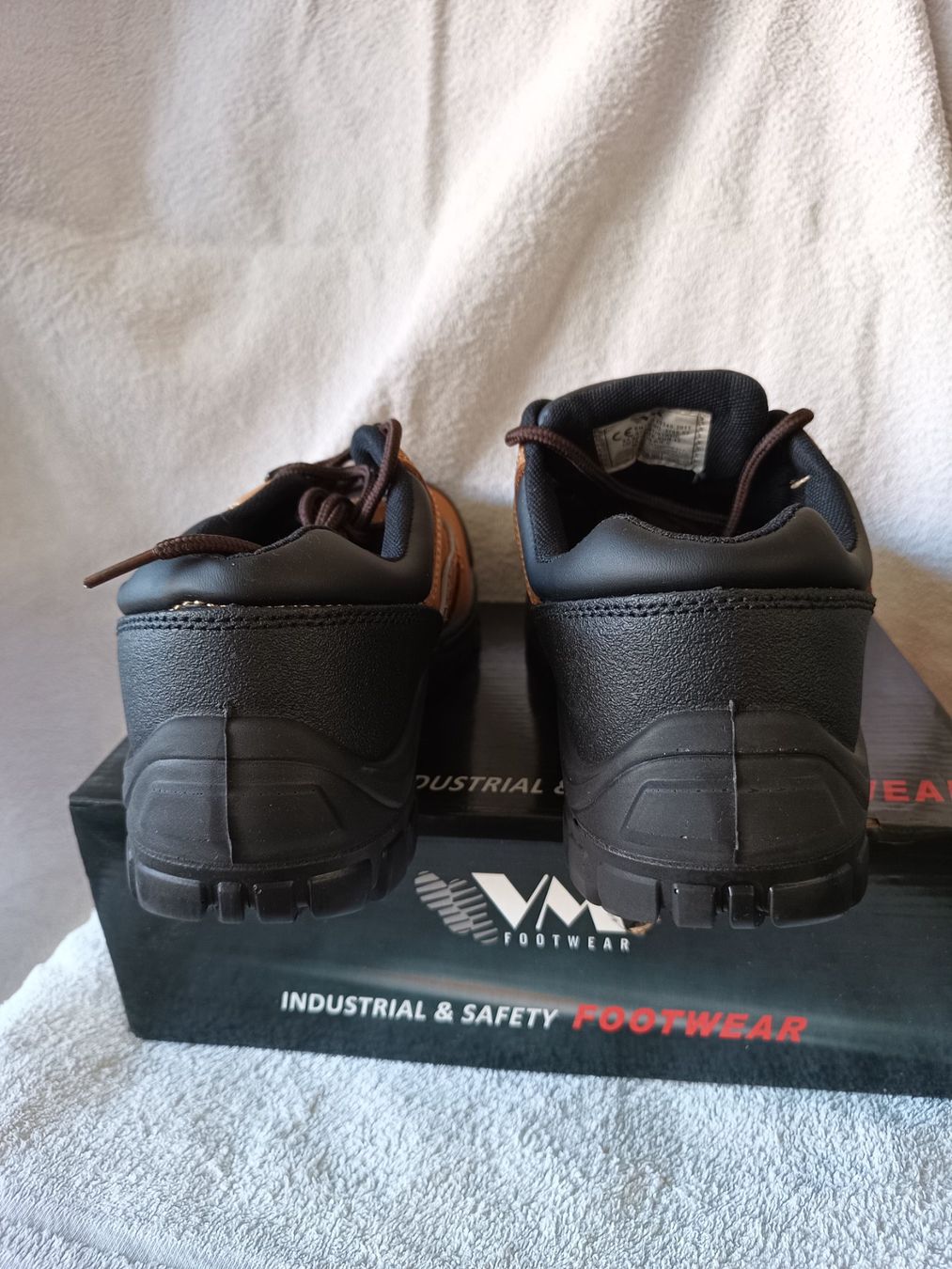 Herrenschuhe: Arbeitsschuhe / Sicherheitsschuhe S3 43 – Neu und originalverpackt aus Oberegg von 19franzi94 4