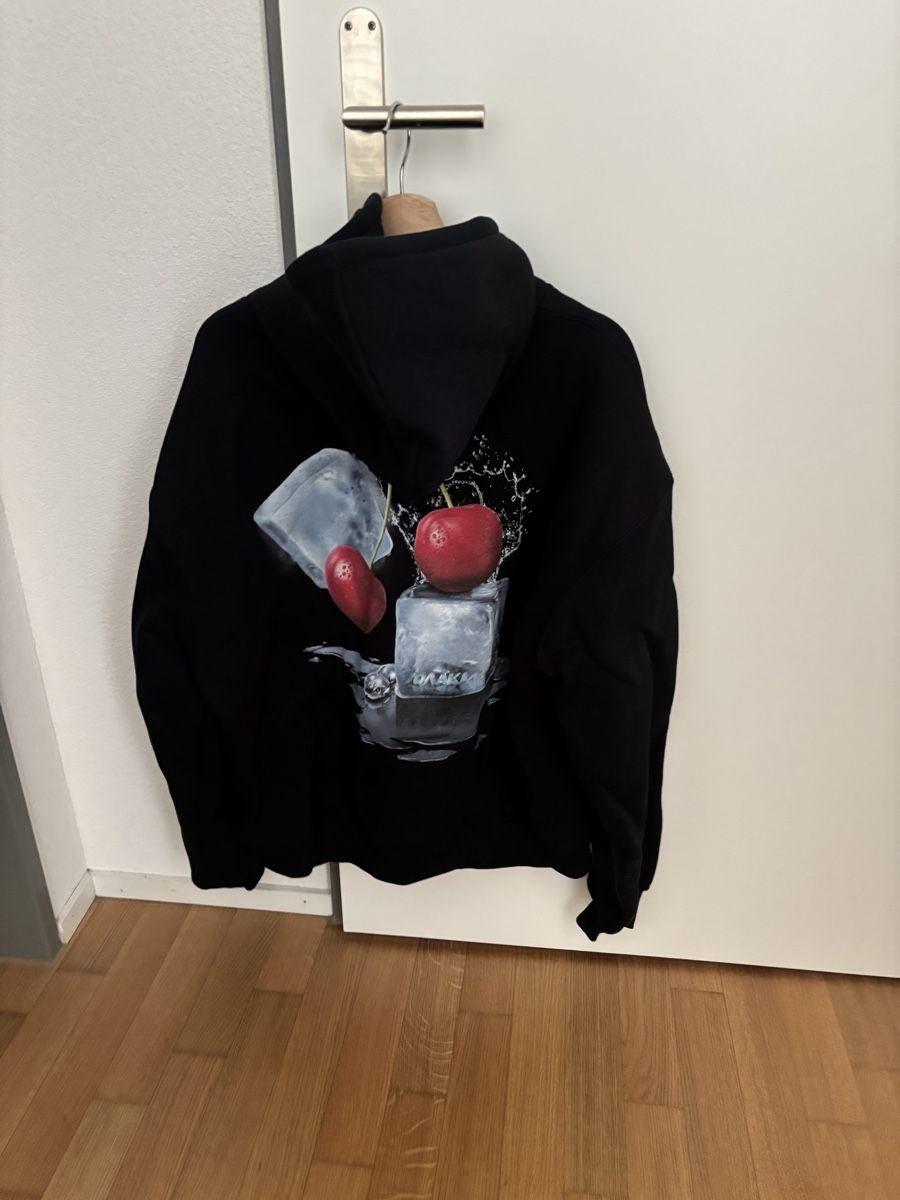Ola Kala Pullover & Sweatshirts: Olakala Hoodie – Gebraucht aus Rorschach von Mazzriki