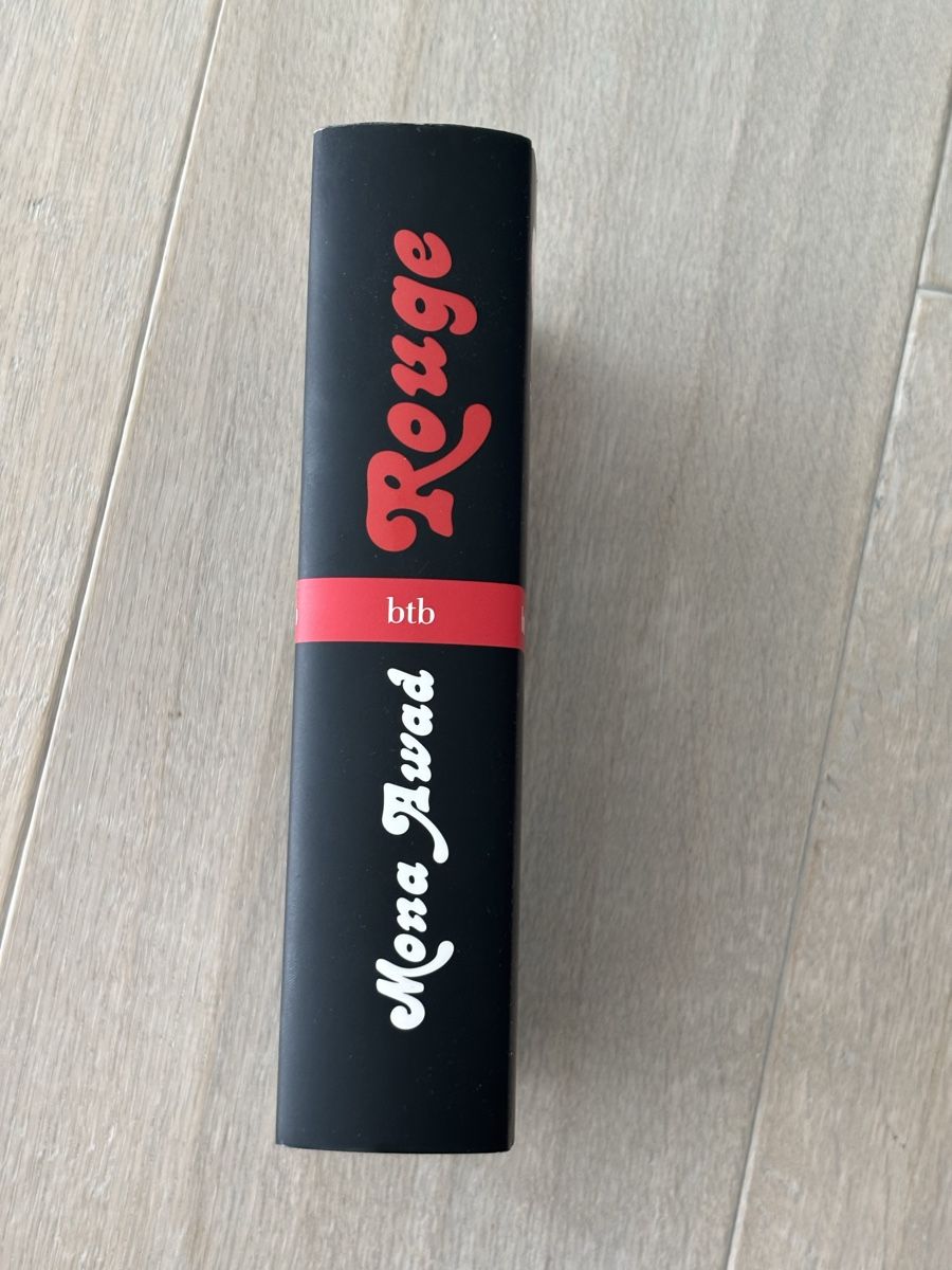 Livres: Mona Awad: "Rouge" Roman  – D'occasion à Fehraltorf par lea_9bt5 2