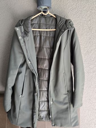 Gratis Damen Winterjacke wasserdicht und winddicht Größe L