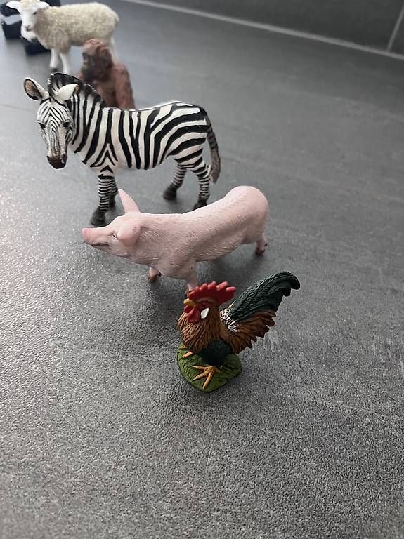 Statuette: Schleich Tiere – Usato da Kaisten venduto da Piggen 1