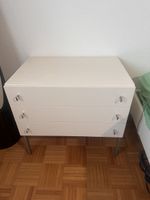 Vintage weisse Brasilia Werk Kommode mit chrom Knöpfen 70ige