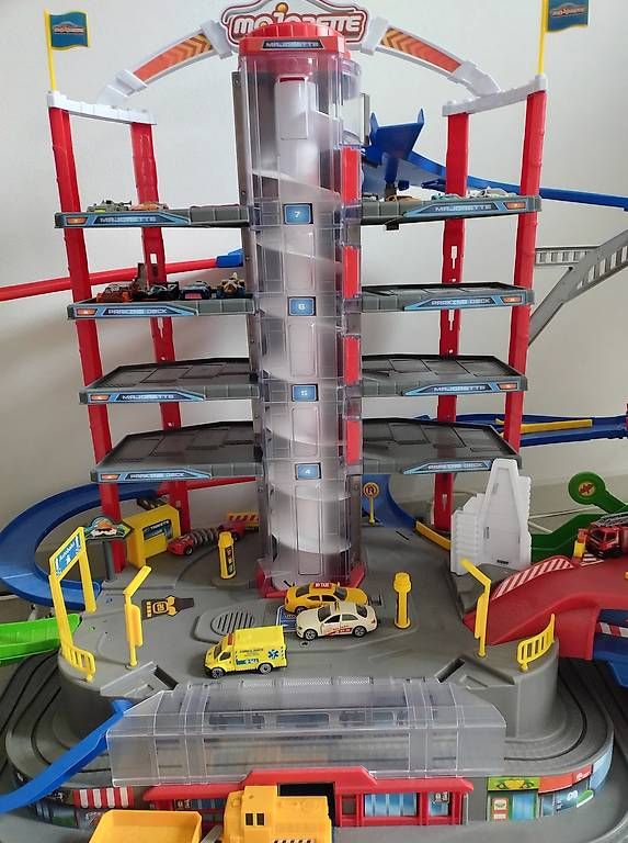Majorette Giocattoli: Majorette Super City Garage – Usato da Bern venduto da davenzin 2