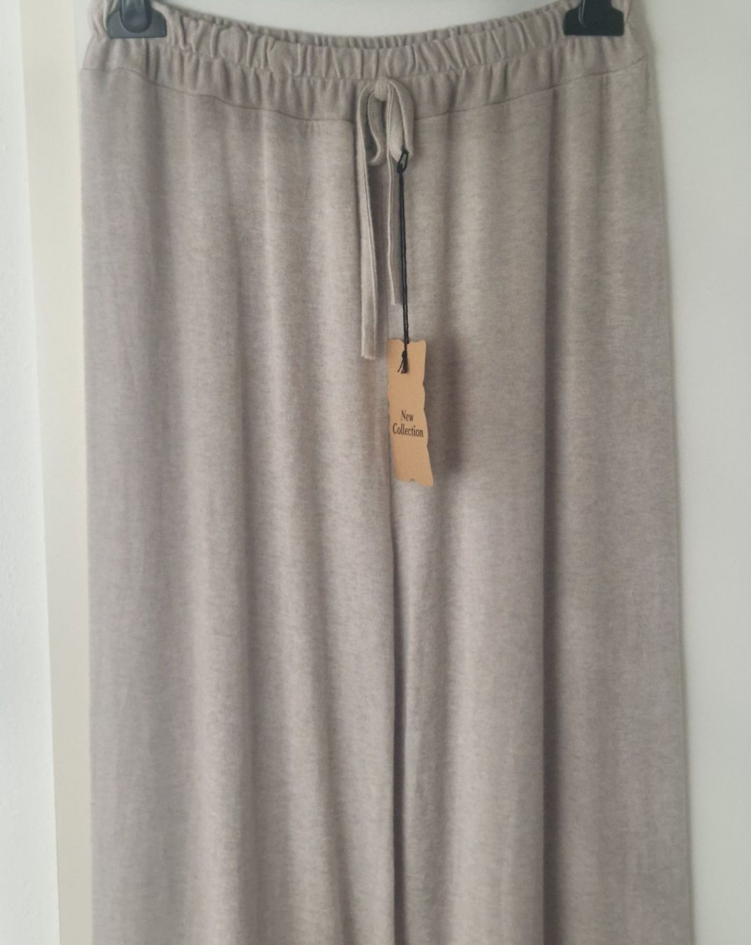 Lotti di vestiti: ENSEMBLE EN LAINE ET ANGORA – Nuovo e nell'imballaggio originale da Camorino venduto da JPHANDMADE1 6
