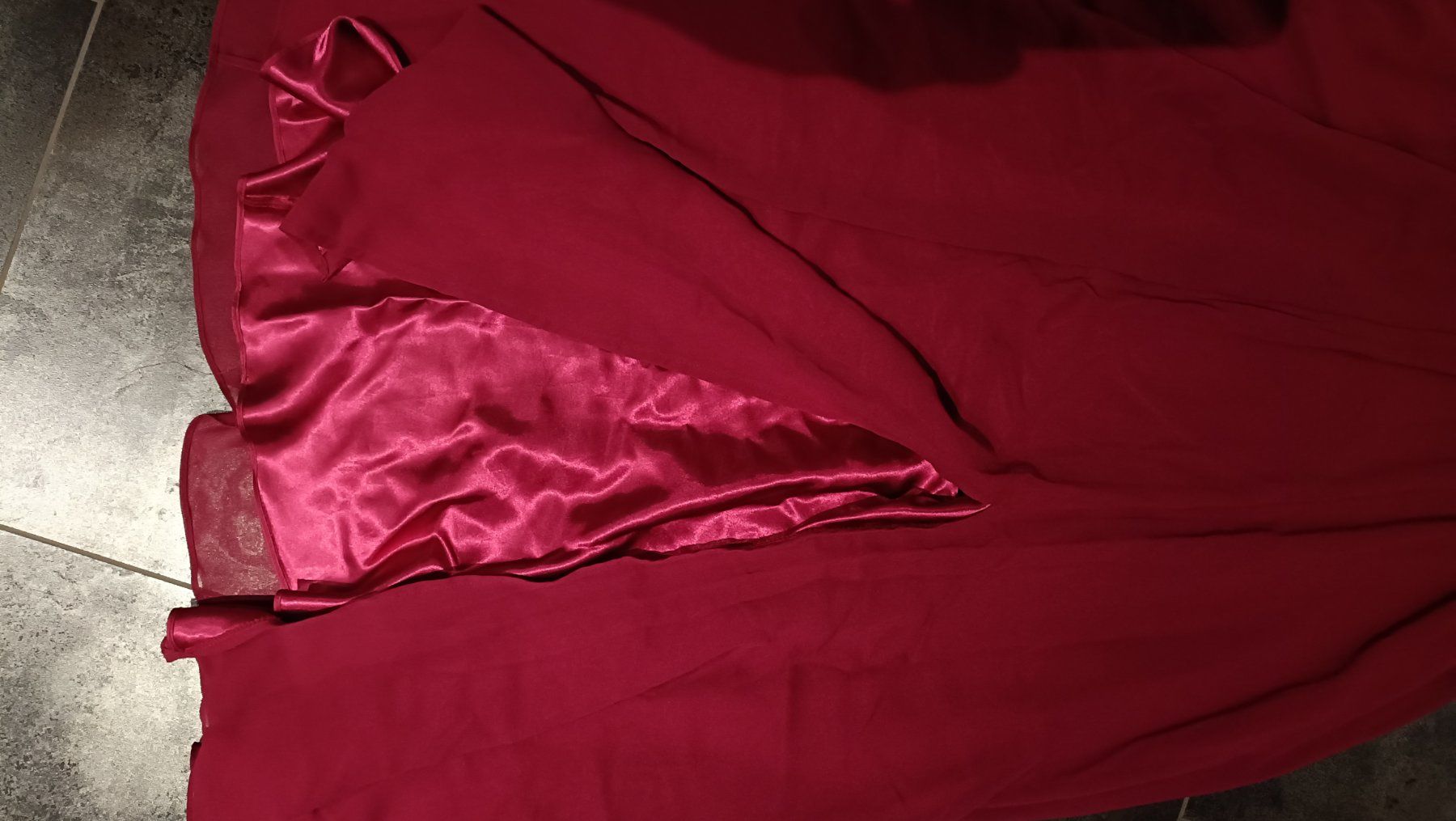 Vestiti: Abendkleid lang – Usato da Einsiedeln venduto da fro_khb9 2