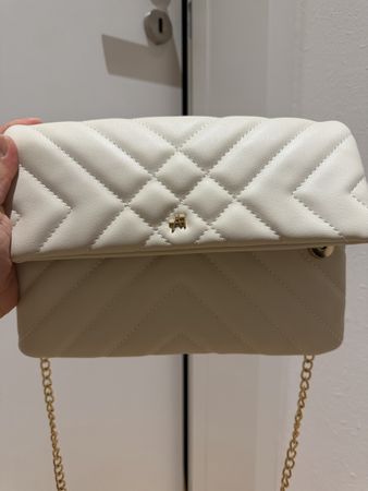 Damen Handtasche beige mit goldener Kette