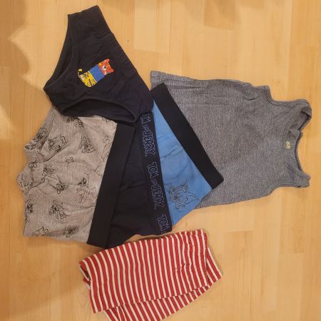 E:  Unterwäschepaket junge Grösse 86/92