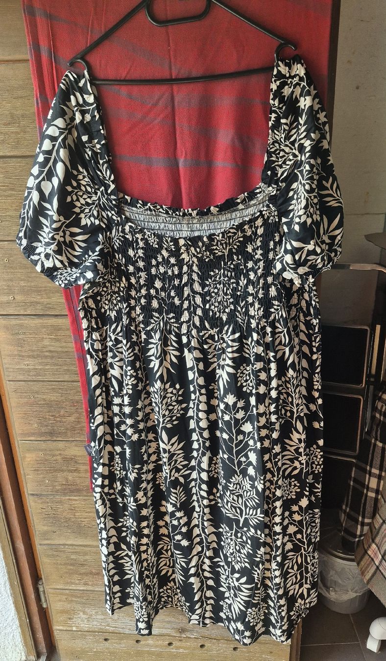 H&M Vestiti: Damenkleid – Nuovo (secondo la descrizione) da Wislikofen venduto da Ana.Gomes