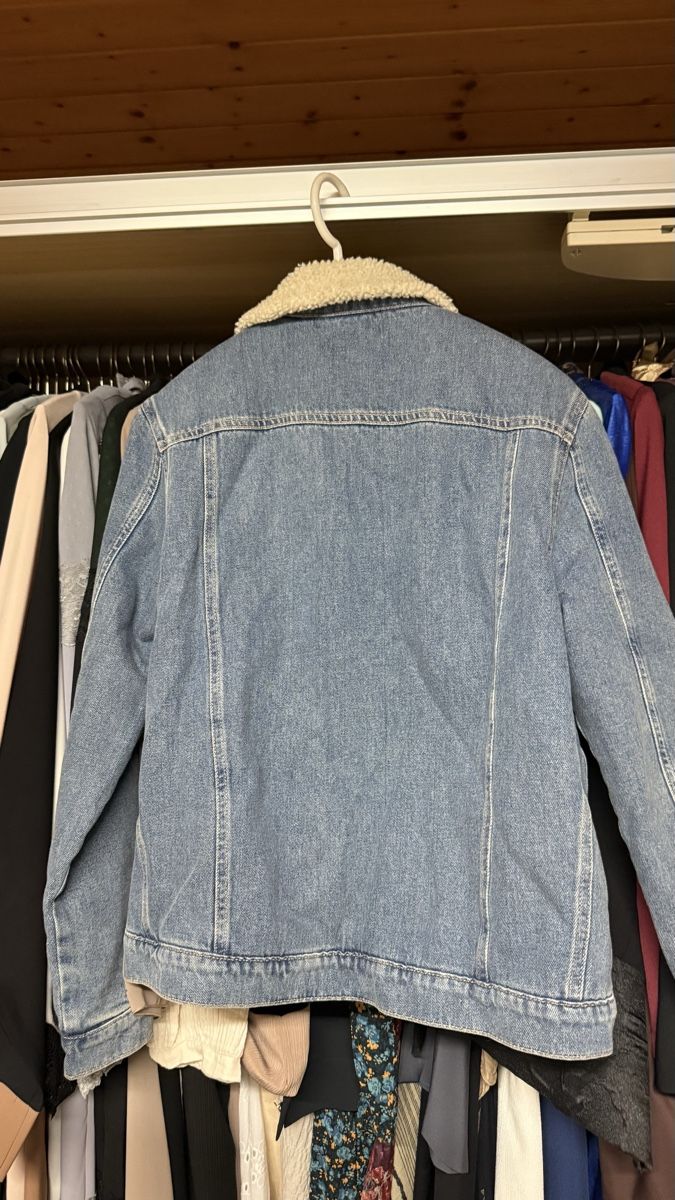Jacken: Mavi Jeans Jacke mit Teddyfutter, Grösse S – Gebraucht aus Haslen GL von rana04 2
