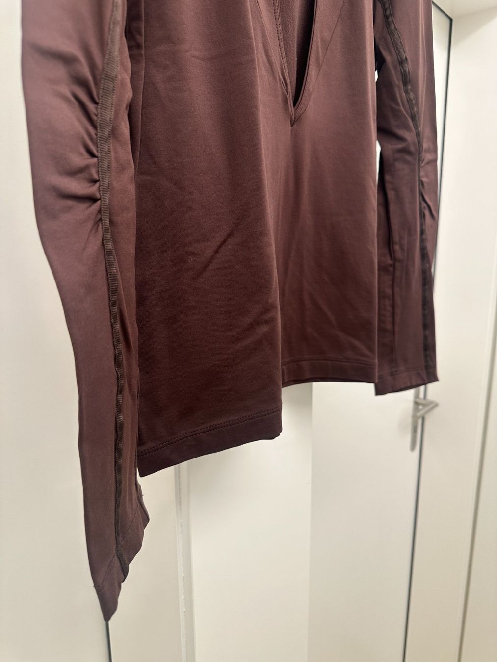 Bogner Maglioni & Felpe: Pullover mit Kaputze von Bogner (40) neuwertig – Usato da Urdorf venduto da Erika666 4