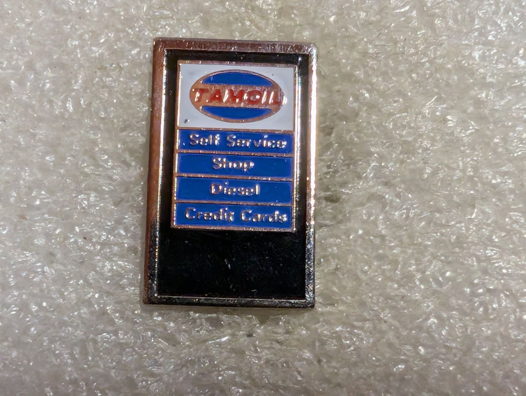 Placchette & Badge: Ansteckpin 242: Tamoil – Usato da Oppligen venduto da Pin-Fall-Shop