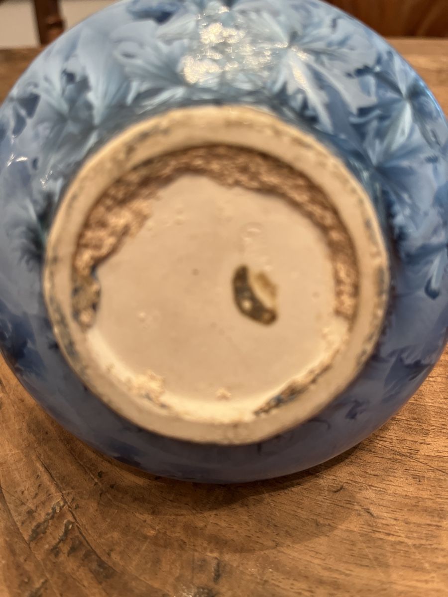 Vasi & Recipienti: Blaue Keramikvase mit Golddekor – Nuovo (secondo la descrizione) da Gattikon venduto da mo.suter 1