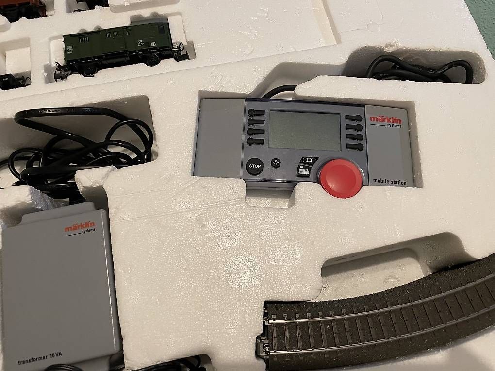 Märklin Modelleisenbahnen: Märklin Digital Startpackung Güterzug 29533 – Gebraucht aus Buttwil von Johan66 2