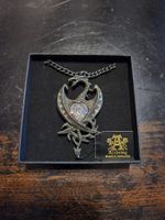 Alchemy Gothic  : dragon noir avec cristal de swarovsky
