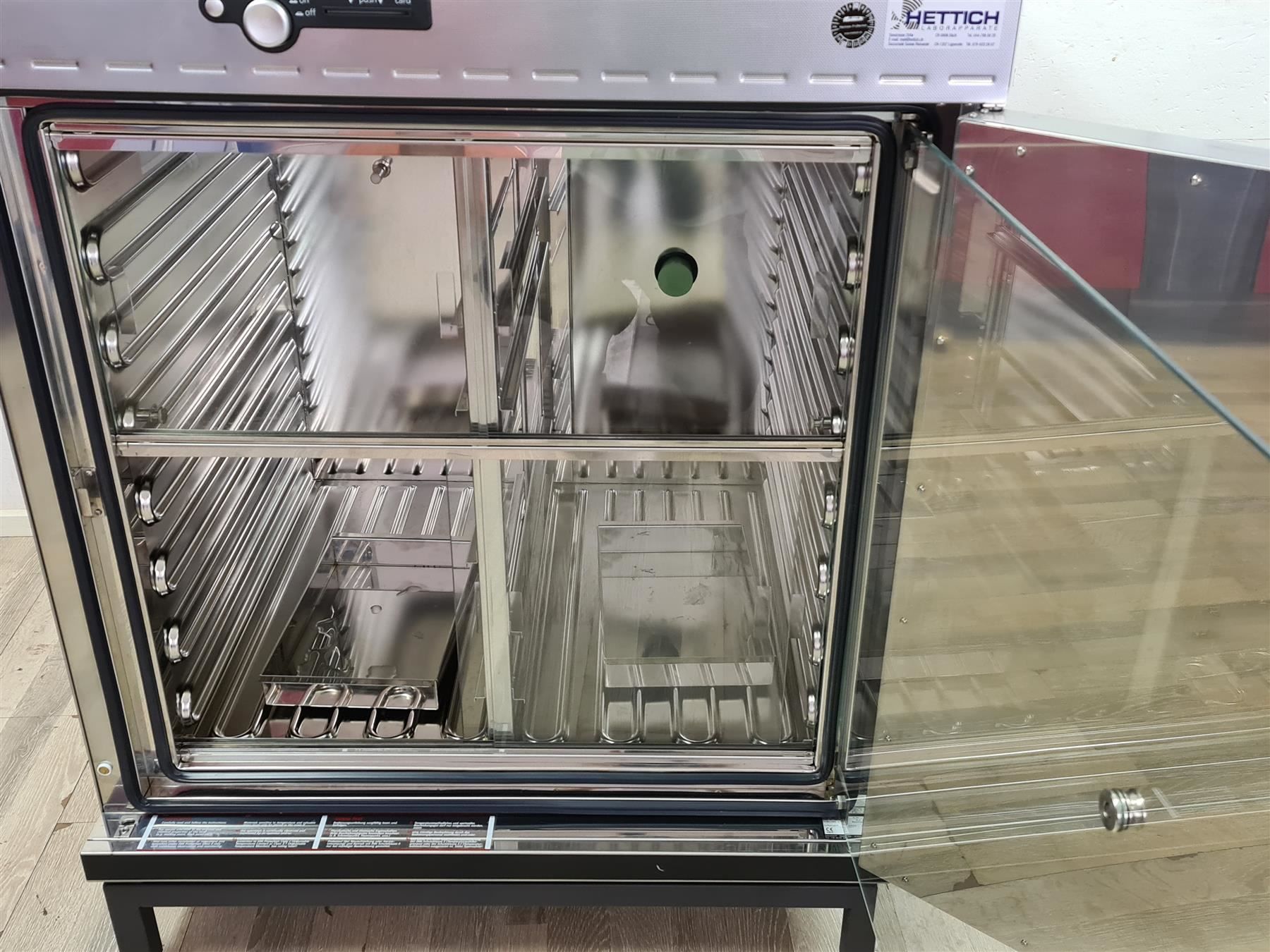 Sonstiges Tierzubehör: Memmert Co2 Incubator INC 246 med – Gebraucht aus Niederdorf von LeptonAG_Labor 2