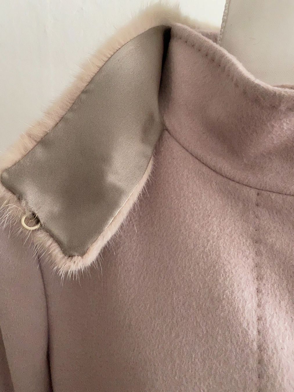 Max Mara Cappotti: Max Mara Studio Mantel – Nuovo (secondo la descrizione) da Bern venduto da schnupka 2