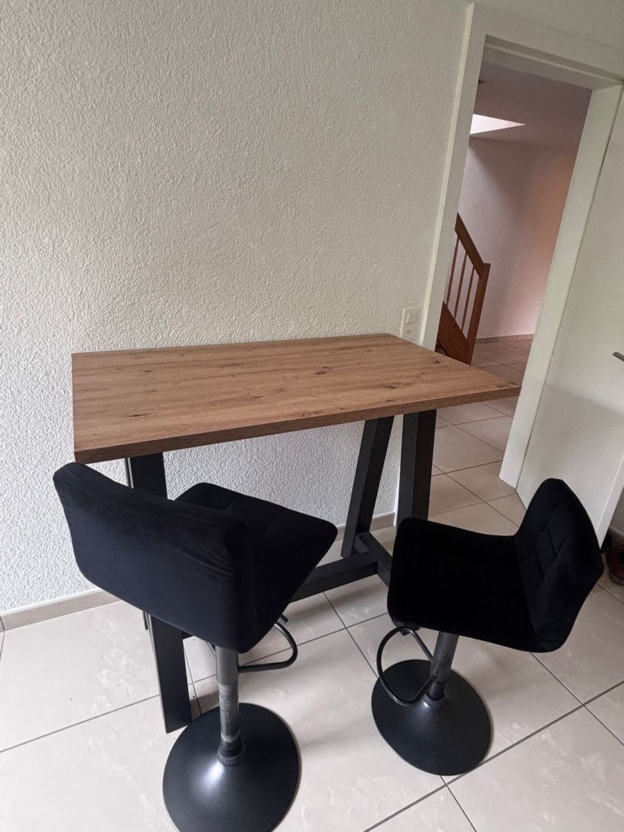 Tischset: Bartisch mit Barstühlen – Gebraucht aus Thalwil von joe_f2kk 3