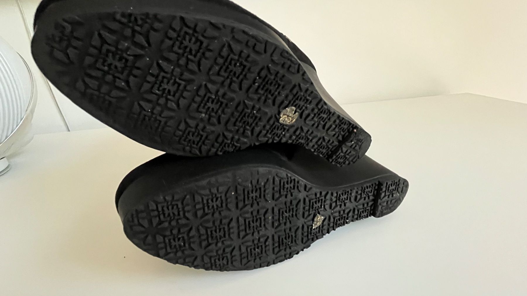 Damenschuhe: Süße Stiefel Gr.35-36 – Gebraucht aus Stäfa von Exclusive0 7