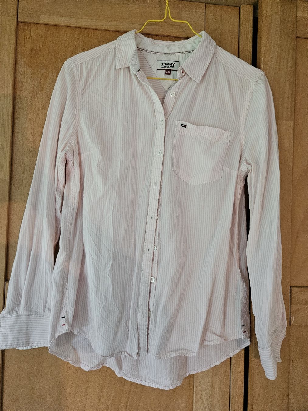 Tommy Hilfiger Blusen: Tommy Jeans gestreifte Bluse rosa XS – Gebraucht aus Altendorf von nab_mxj7