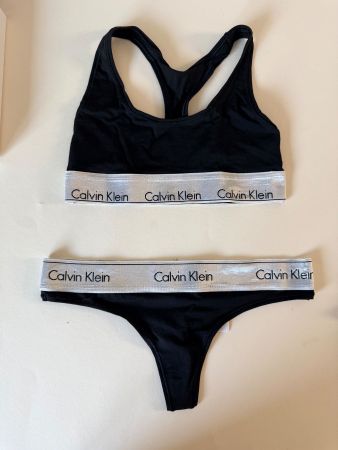 CALVIN KLEIN, Bralette und String, Grösse XS, Schwarz (Set)