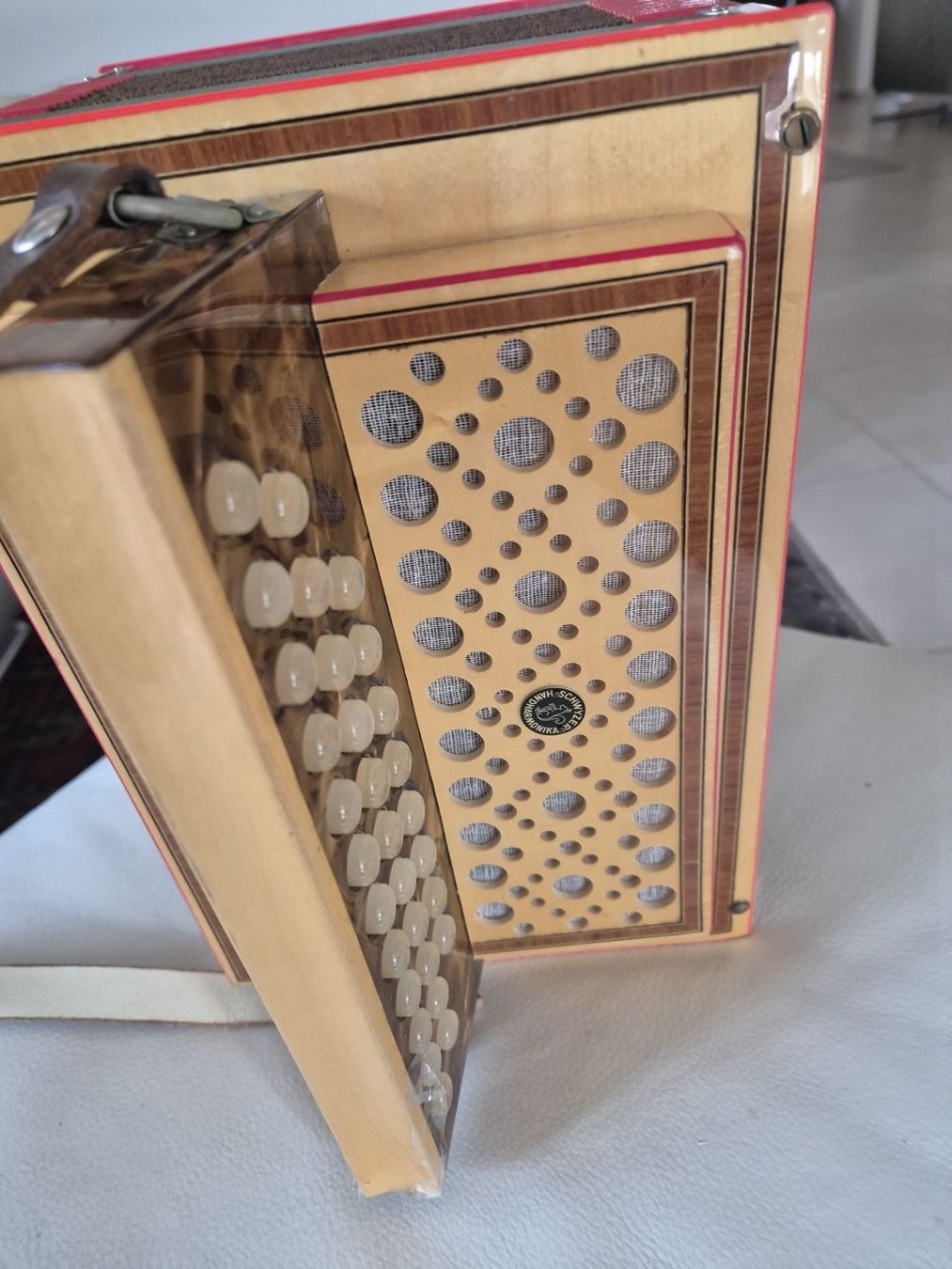 Eichhorn Strumenti musicali: Eichhorn Schwyzerörgeli Handorgel,  8 Bässe – Usato da Müntschemier venduto da Kunming 4