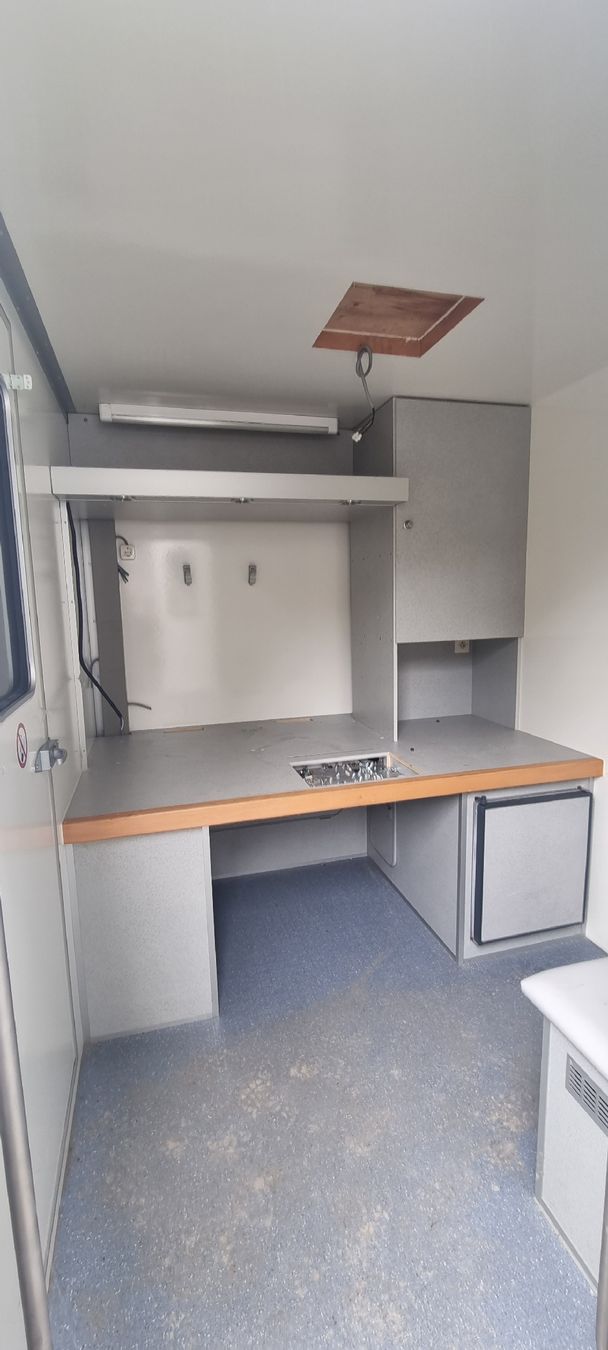 Contenitori edile: Shelter, Wohncontainer, Wohnkabine – Usato da Laupen BE venduto da cla_k82n 6