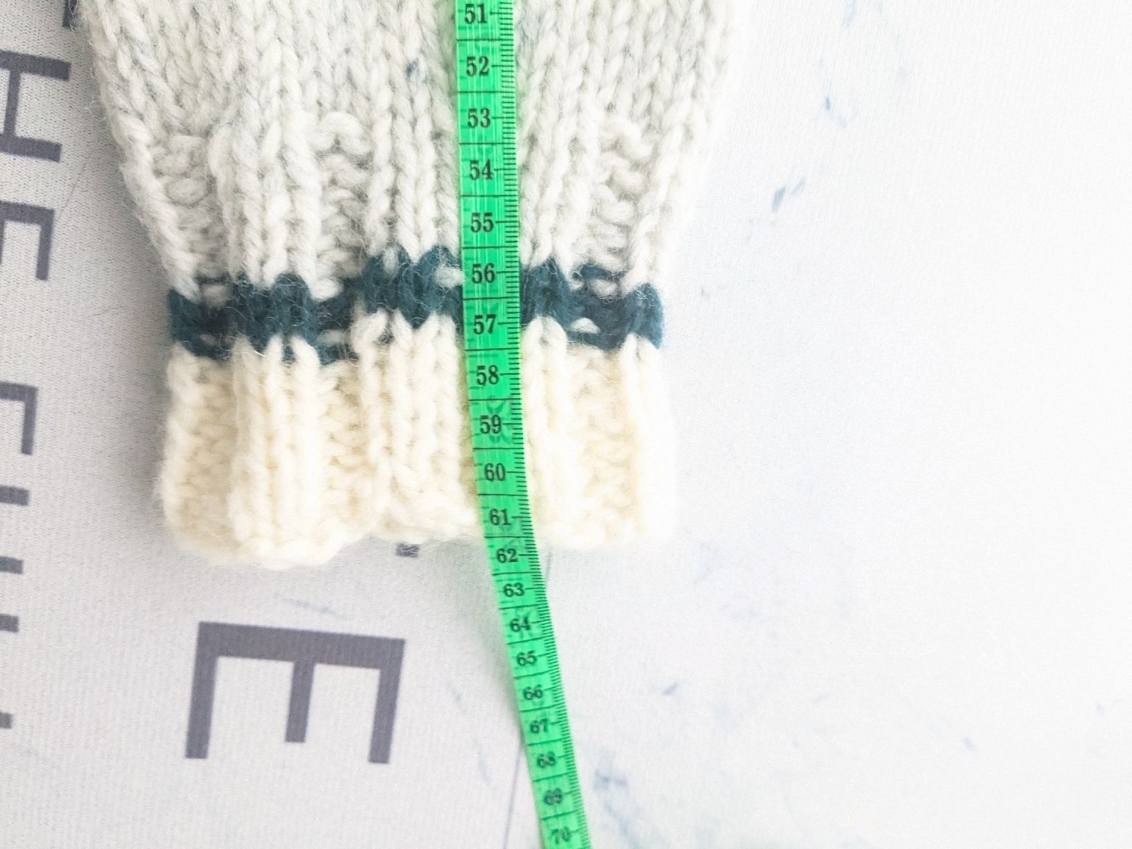 Maglioni & Felpe: Strickpullover Islandmuster grau grün L – Usato da Rorschach venduto da olg_5qq2 4
