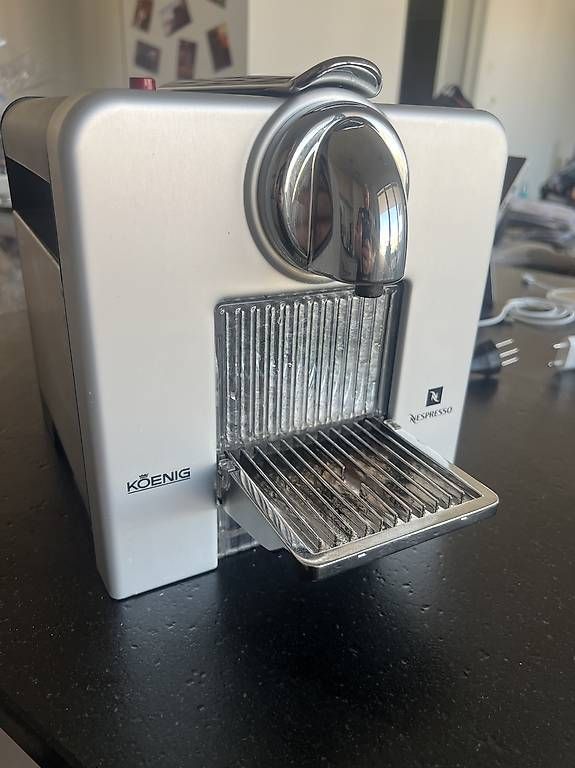 König Macchine per caffè & Macchine per espresso: Koenig Nespresso Maschine – Usato da Affoltern am Albis venduto da Rabbi002 1