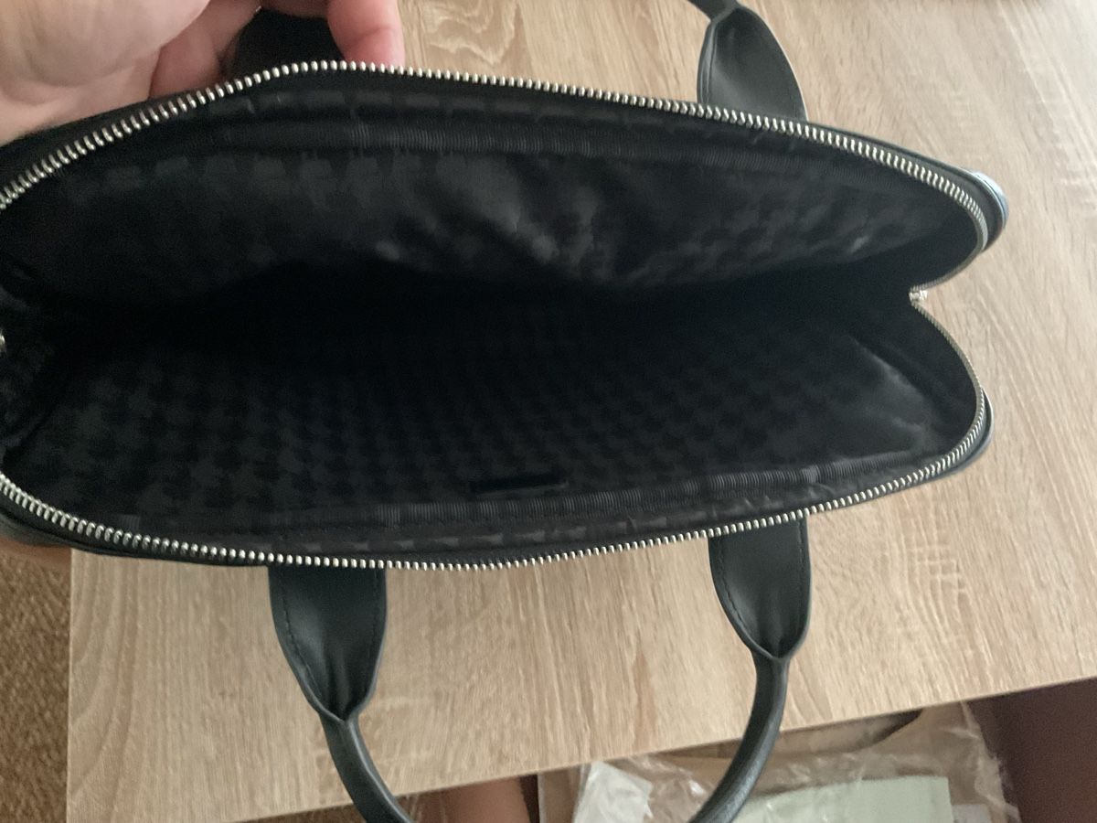 Karl Lagerfeld Sacs: Karl Lagerfeld Neopren Notebook Tasche  – D'occasion à Glattpark-Opfikon par Zizzo 2