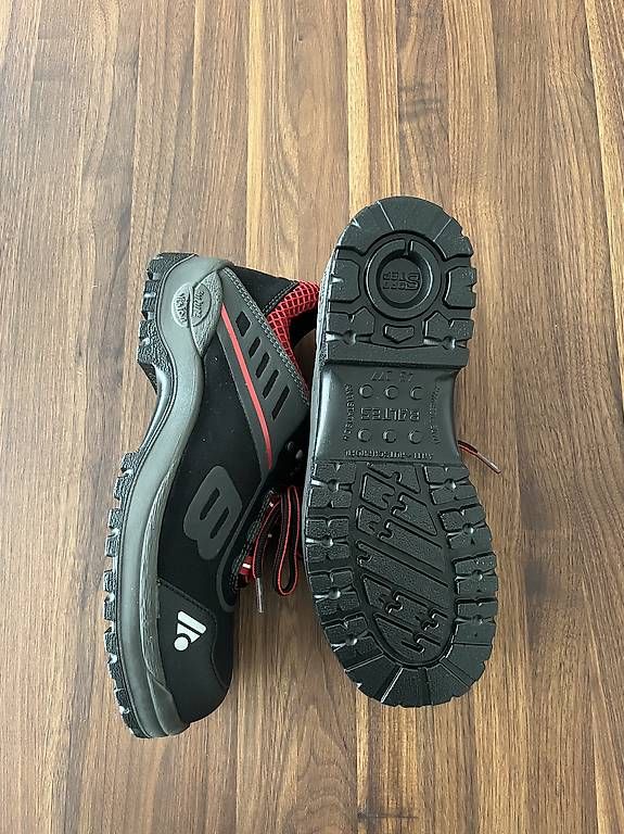 Scarpe da uomo: Baltes Sicherheitsschuhe – Usato da Hägendorf venduto da Chev-Chelios89