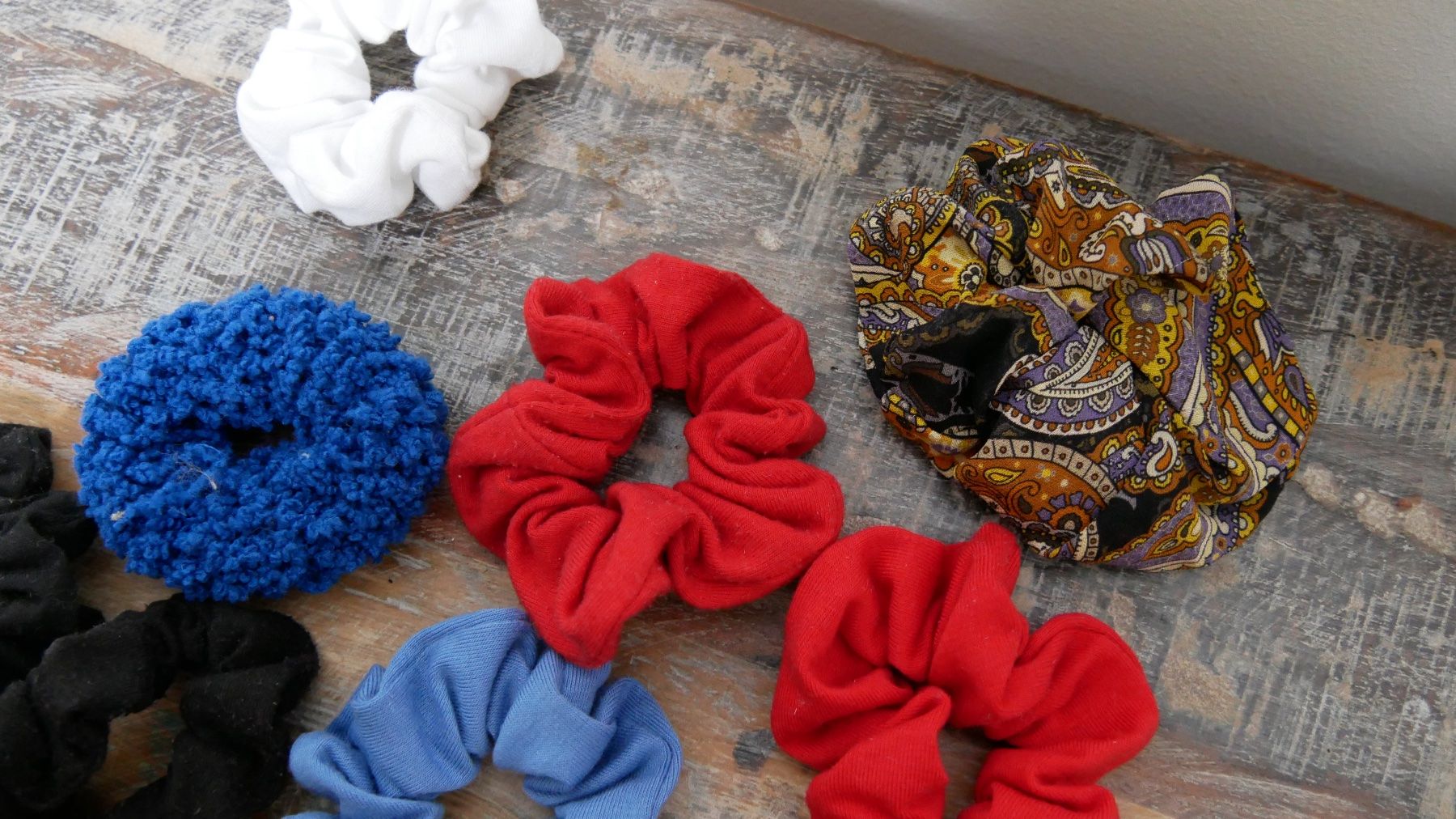 Accessori per capelli: Haargummis Scrunchies Haarband Set – Nuovo (secondo la descrizione) da Zürich venduto da julia_vina 2
