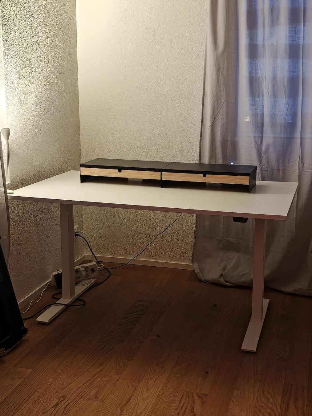 Altro in Decorazioni & Accessori: 2 Monitorerhöhungen IKEA Elloven schwarz – Usato da Hirschthal venduto da ti.mea 1