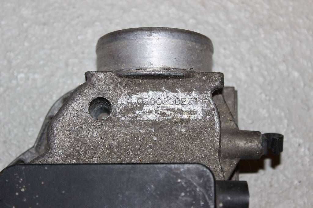 Toutes les pièces auto: BMW E30 E36 316i Luftmengenmesser Bosch 0280200201 – D'occasion à Goldau par Chrigl.L. 1