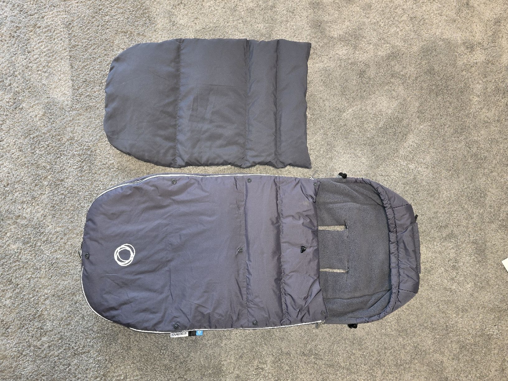 Bugaboo Sacchi a pelo: Bugaboo Wintersack Grau High Performance  Reflektierend Warm – Usato da Dietikon venduto da Kaska2020 4