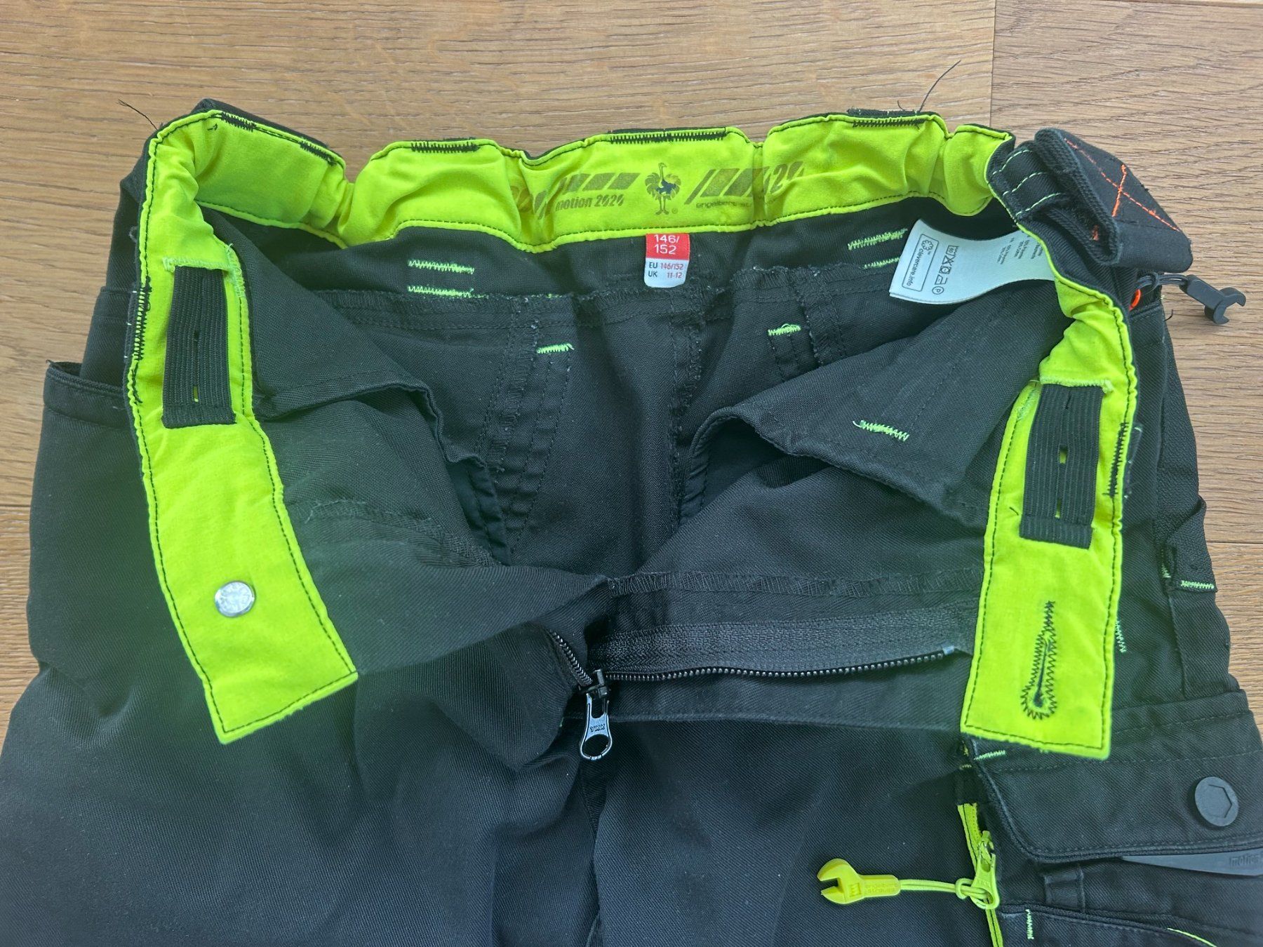 Engelbert Strauss Pantaloni: Kinderarbeitsshorts ENGELBERT STRAUSS schwarz 146/152 – Usato da Grub AR venduto da DukeStatham 3