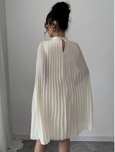 Vestiti: NEUES elegantes, hellbeiges Kleid Gr. S - 226019 – Nuovo (secondo la descrizione) da Küssnacht am Rigi venduto da Pidu5 3
