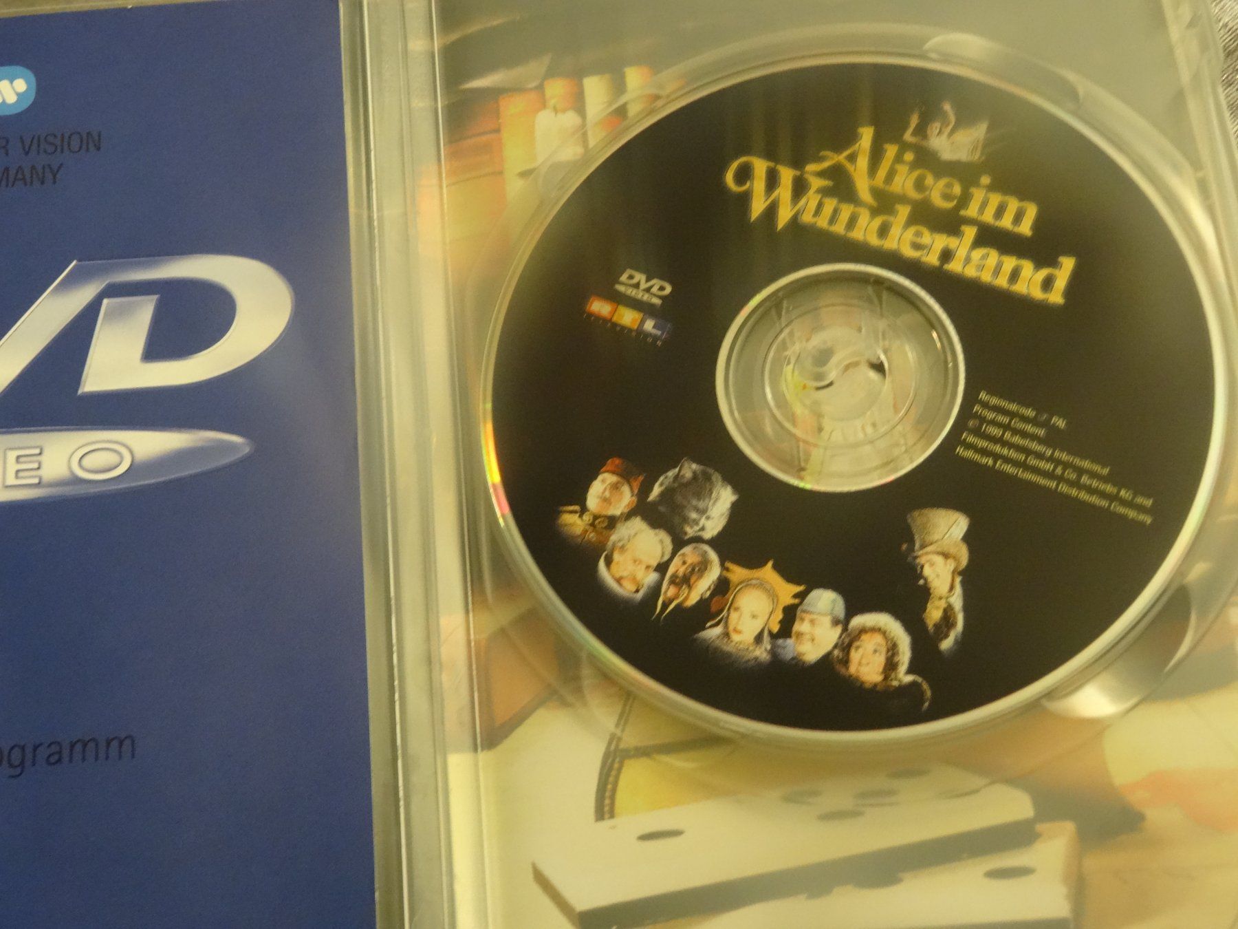 Tous les DVDs: Alice im Wunderland DVD – D'occasion à Olten par Disc-Verkauf 1
