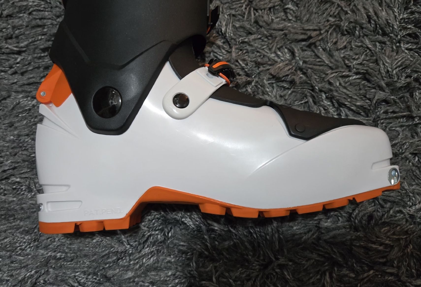 Dynafit Chaussures hommes: Dynafit Speed 28.5 – Neuf avec emballage d'origine à Yverdon-les-Bains par harryypoter537 2