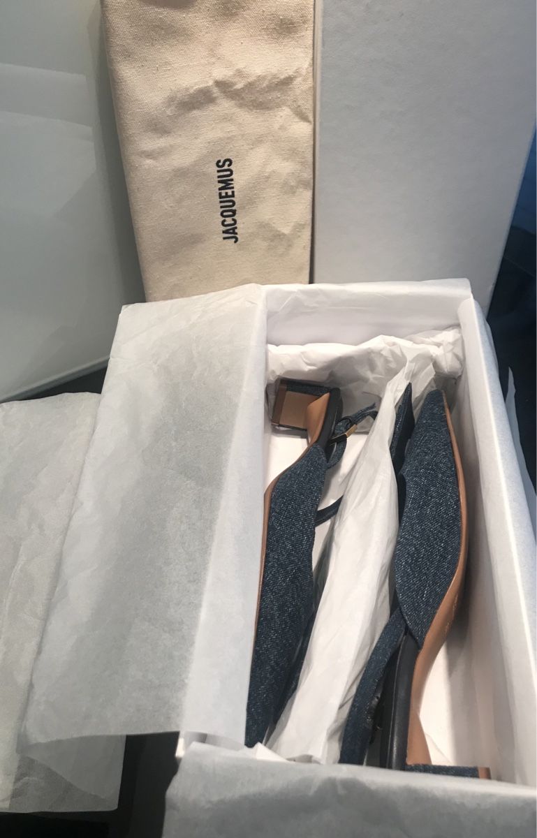Scarpe da donna: NEU Jacquemus Pumps, Gr. 36 – Nuovo e nell'imballaggio originale da Kilchberg venduto da boudoir076 1