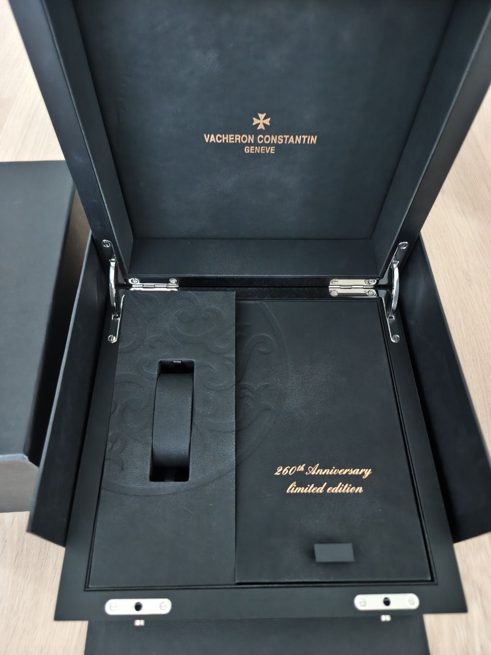 Vacheron Orologi: Vacheron constantin box  – Nuovo e nell'imballaggio originale da Kriens venduto da Chnch 1