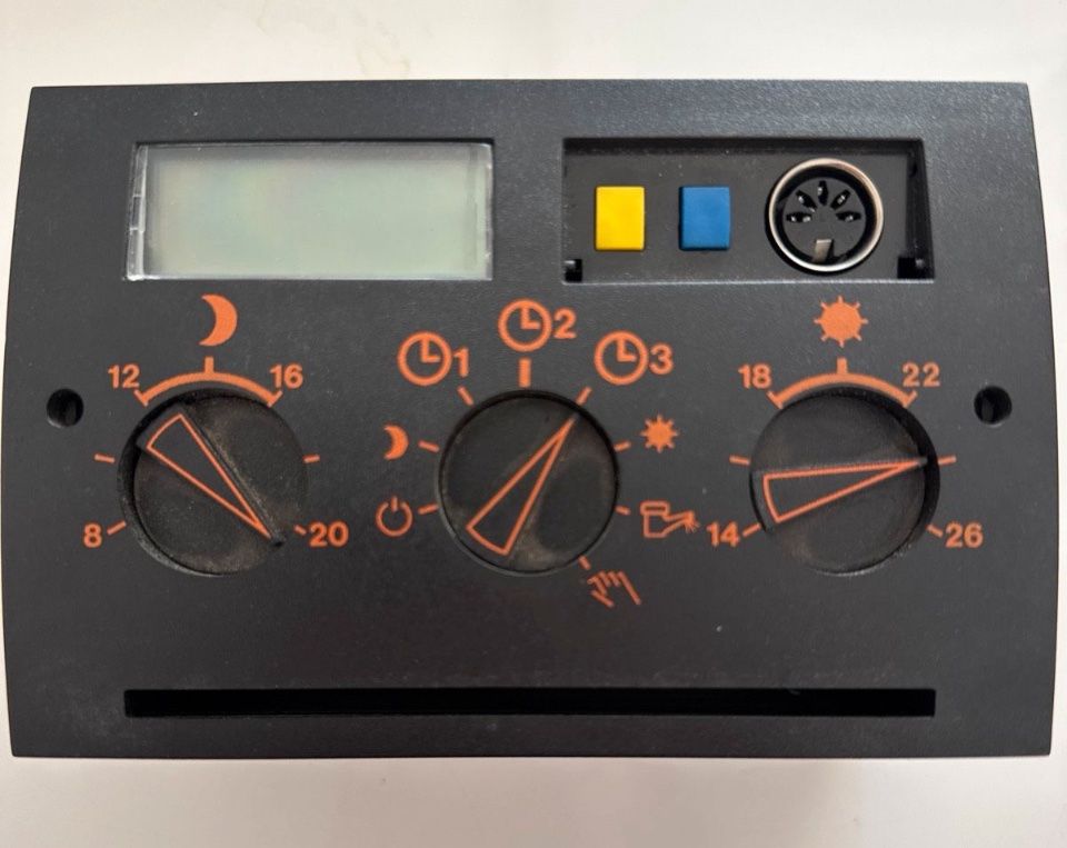 Hoval Heizgeräte: Hoval Toptronic 2B - Heizungsregler – Gebraucht aus Romanshorn von DonRicardoo