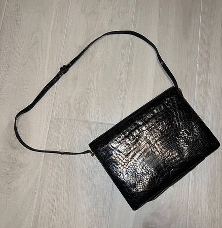 Sac vintage en cuir crocodile bandoulière réglable noir