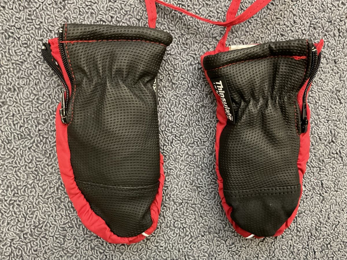 Guanti: Babyhandschuhe, rot – Usato da Niederteufen venduto da sicmu 1