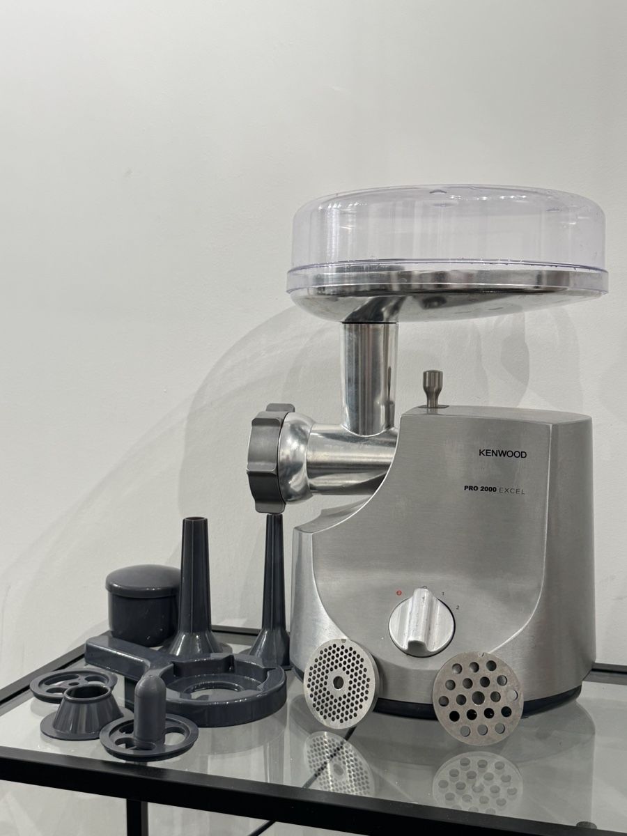 Kenwood Elettrodomestici da cucina: Fleischwolf Kenwood Pro 2000 Excel gebraucht – Usato da Allschwil venduto da Chelsea_16